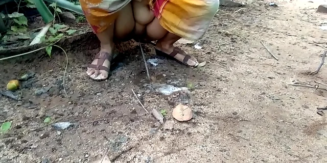 aunty,desi,femdom,indian,nature,pissing,pussy